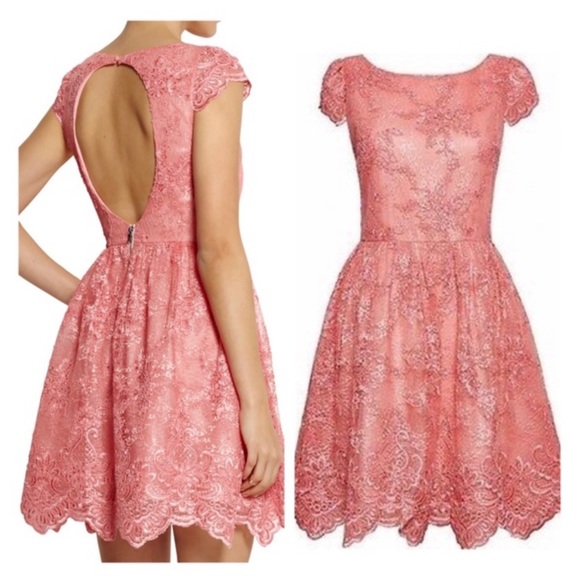 Alice + Olivia Dresses & Skirts - ALICE + OLIVIA  Zenden Scallop Lace Dress